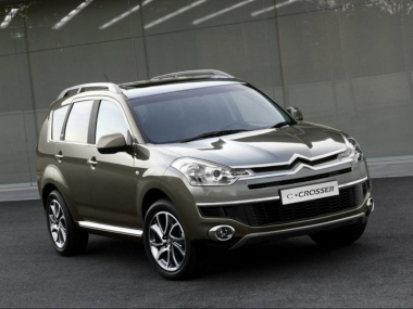 Чехлы на сиденья Citroen C-Crosser с 07-13г. (смотрите раздел Mitsubishi Outlander XL)